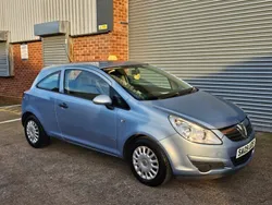 Blue Used 2009 Vauxhall Corsa Hatchback | £795