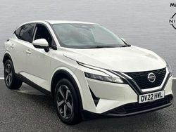 White Used 2022 Nissan Qashqai N-Connecta SUV | £19,366 (Fair price)