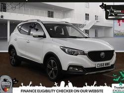 White Used 2018 MG ZS Excite Sedan | £8,270 (Fair price)