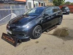 Used 2018 Toyota Auris Hybrid Design | £12,750 (Fair price)
