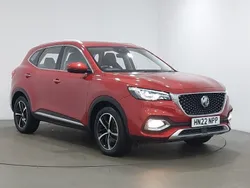 Red Used 2022 MG HS Exclusive SUV | £17,998 (Fair price)