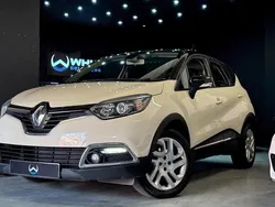 Cream/black Used 2017 Renault Captur Dynamique SUV | £5,551 (Fair price)