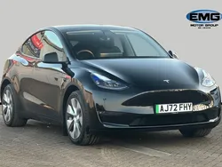 Black Used 2022 Tesla Model Y Long Range SUV | £28,395 (Fair price)