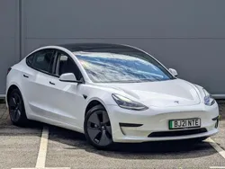 White Used 2021 Tesla Model 3 Standard Range Sedan | £14,995 (Fair price)