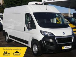 White Used 2019 Peugeot Boxer Van | £10,995 (Fair price)
