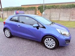 Blue Used 2012 Kia Rio 2 Hatchback | £1,999 (Fair price)