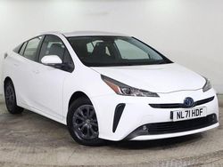 White Used 2021 Toyota Prius Business Edition Hatchback | £17,275