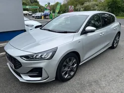 Moondust silver Used 2022 Ford Focus ST-Line Hatchback | £15,500 (Fair price)