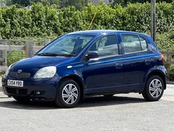 Blue Used 2004 Toyota Yaris Hatchback | £2,995 (Expensive)