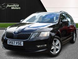 Black Used 2017 Skoda Octavia SE Estate | £9,995 (Fair price)