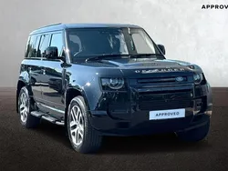 Black Used 2025 Land Rover Defender SE Dynamic SUV | £69,990 (A bit pricey)
