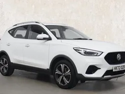White Used 2022 MG ZS Excite Sedan | £11,671 (Fair price)