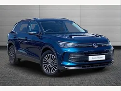Blue Used 2025 VW Tiguan Match SUV | £32,695 (Fair price)