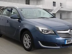 Blue Used 2015 Vauxhall Insignia Design Edition Estate | £2,475 (Good price)
