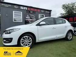 White Used 2015 Renault Mégane III Dynamique Hatchback | £3,795 (Fair price)