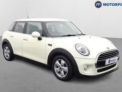 White Used 2018 Mini Cooper Hatch Hatchback | £11,949 (Good price)