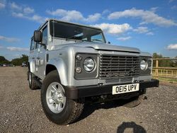 Silver Used 2015 Land Rover Defender Estate | £34,950 (Super price)