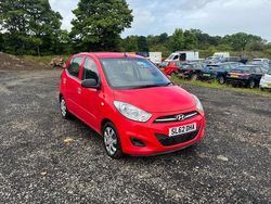 Red Used 2012 Hyundai i10 Classic Hatchback | £2,250 (Fair price)
