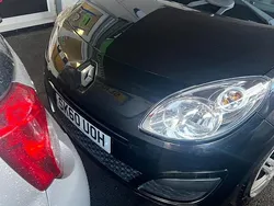 Black Used 2010 Renault Twingo Expression Hatchback | £2,195 (A bit pricey)