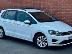White Used 2017 VW Golf Sportsvan SE MPV | £11,700 (Fair price)