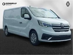 Solid glacier white New 2025 Renault Trafic Van | £24,490