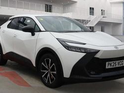 White Used 2025 Toyota C-HR Design SUV | £27,499