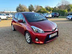 Red Used 2013 Toyota Yaris Hybrid Hatchback | £8,995 (Expensive)