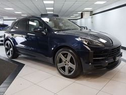 Blue Used 2020 Porsche Macan SUV | £36,449 (Fair price)