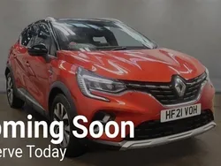 Red Used 2021 Renault Captur Version S SUV | £14,995 (Fair price)