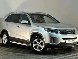 Silver Used 2014 Kia Sorento 2 SUV | £10,995 (Good price)