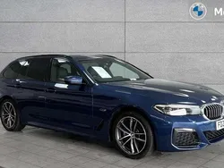 Phytonic blue metallic paint Used 2022 BMW 530e M Sport Estate | £28,118 (Fair price)