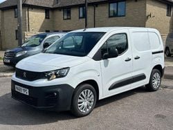 White Used 2019 Peugeot Partner Van | £7,975 (Fair price)