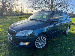 Blue Used 2011 Skoda Fabia Elegance Estate | £2,190 (Fair price)