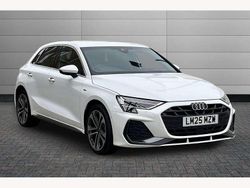 Arkona white Used 2025 Audi A3 e-tron S-Line Hatchback | £28,950 (Fair price)