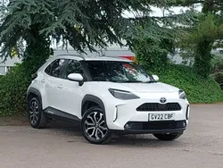 White Used 2022 Toyota Yaris Hybrid Design Estate | £17,798 (Good price)