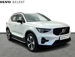 Crystal white Used 2023 Volvo XC40 Ultimate SUV | £32,000 (Fair price)
