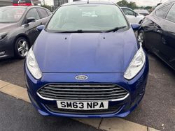 Blue Used 2014 Ford Fiesta Zetec Hatchback | £2,995 (Good price)