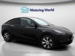 Black Used 2022 Tesla Model Y Long Range AWD SUV | £24,700 (Fair price)