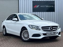 White Used 2015 Mercedes C200 SE Sedan | £6,540 (Expensive)