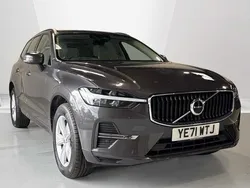 Used 2022 Volvo XC60 Momentum SUV | £29,490 (Fair price)