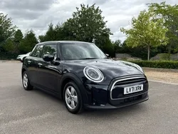 Black Used 2021 Mini Cooper Classic Hatchback | £15,100 (Fair price)