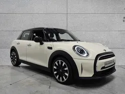 White Used 2022 Mini Cooper Exclusive Hatchback | £16,799 (Fair price)