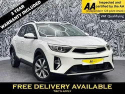 White Used 2022 Kia Stonic 2 SUV | £13,495 (Fair price)