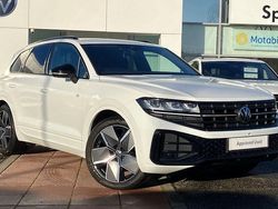 White Used 2024 VW Touareg Black Edition SUV | £48,995 (Fair price)