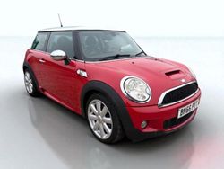 Red Used 2007 Mini Cooper S Hatch Hatchback | £2,995 (Good price)
