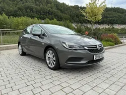 Grey Used 2016 Vauxhall Astra Hatchback | £3,695 (Good price)