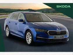 Race blue Used 2025 Skoda Octavia SE L Estate | £26,390 (Expensive)