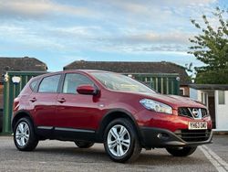Red Used 2013 Nissan Qashqai Acenta SUV | £3,950 (Fair price)