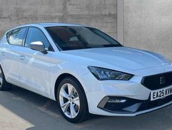 Metallic glacial white Used 2025 Seat Leon FR Hatchback | £25,490