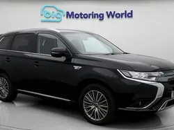 Used 2020 Mitsubishi Outlander P-HEV Estate | £17,500 (Fair price)